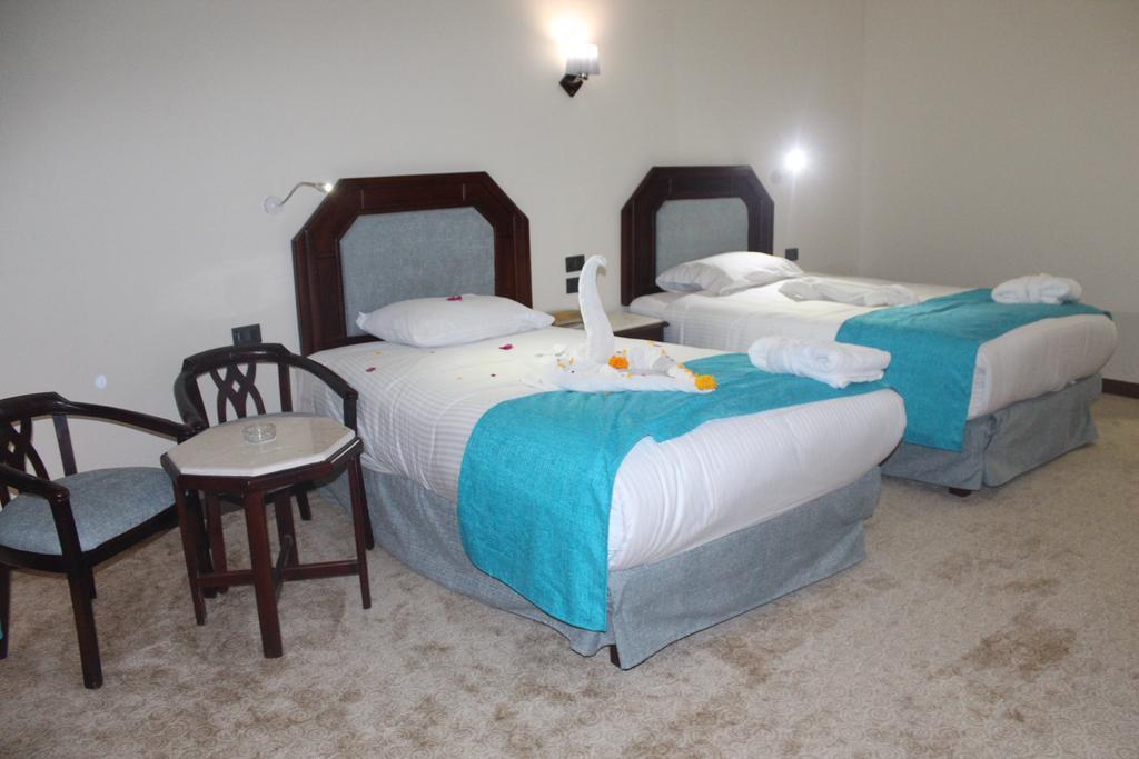 Golden 5 Diamond Beach Hotel & Resort Hurghada Extérieur photo